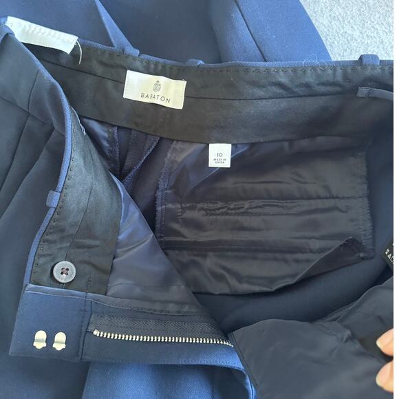 NWT Babaton Pleated Pant in Navy Size 10 - Picture 7 of 9
